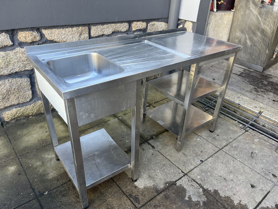 Escaparate em Aço Inox com Pio 1.50mt