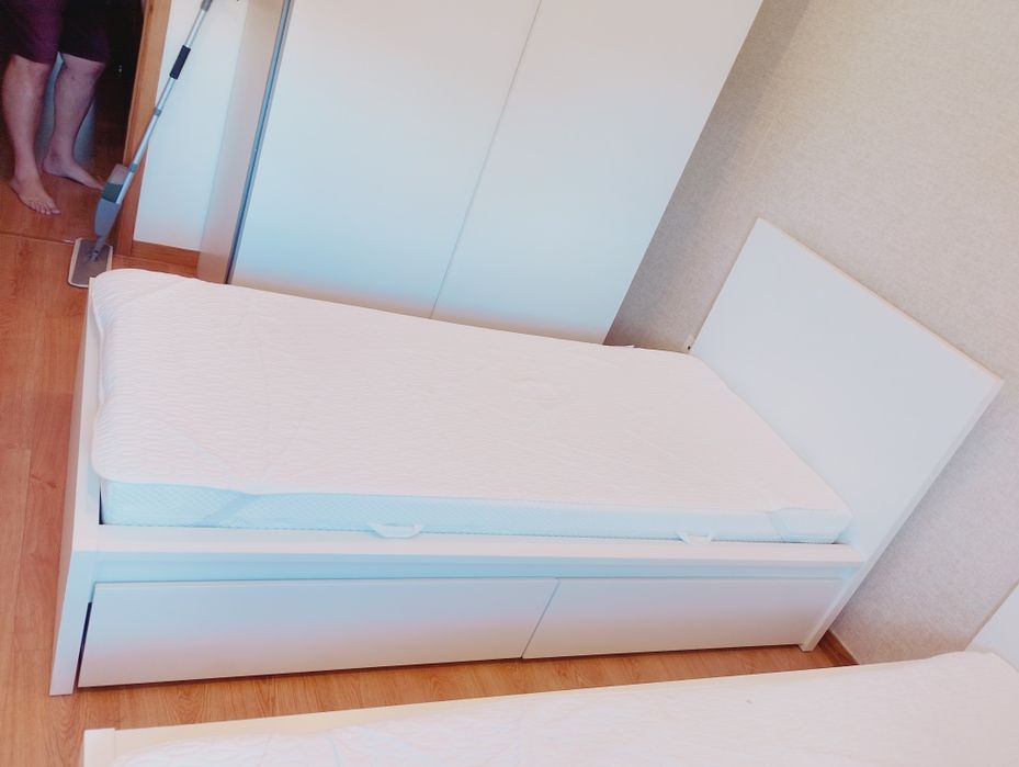 Vendo cama IKEA impecáveis