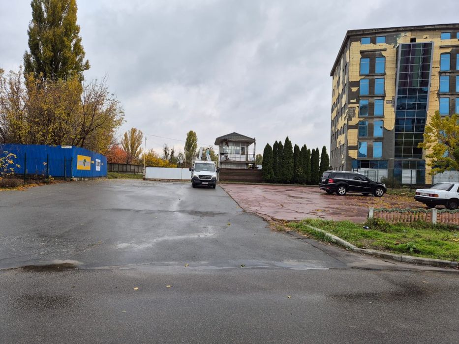 Продаж комерційноі нерухомості