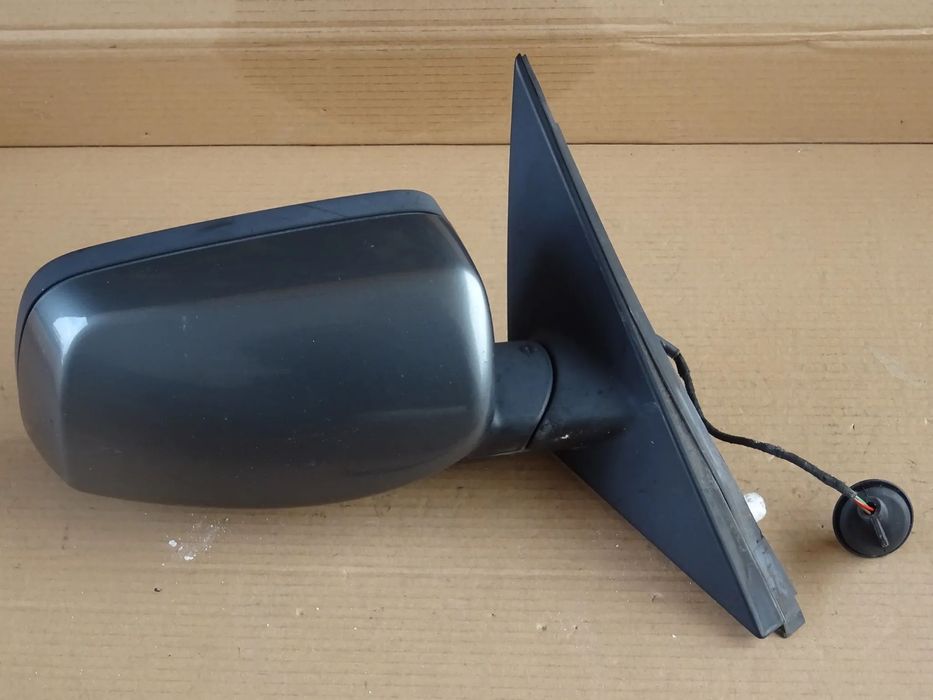 BMW E61 E60 FULL TITANGRAU II LUSTERKO PRAWE 3-PIN PODŚWIETLANIE LED EU