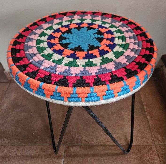 Mesas/ bancos de apoio