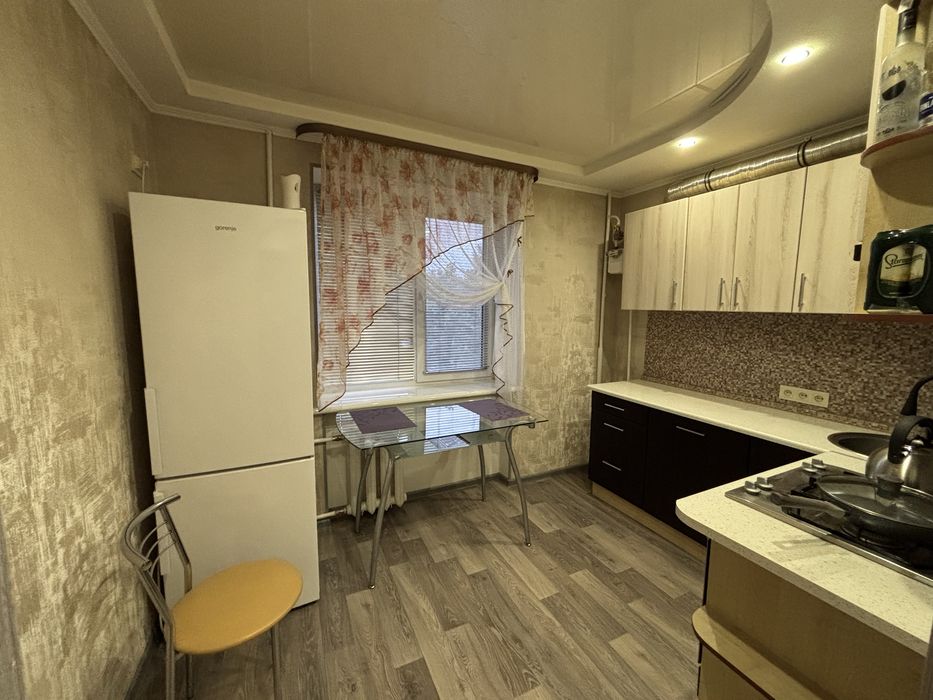 Квартира подобово , центр , площа