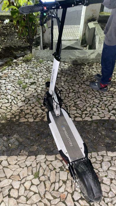 Trotinete eletrica Brigmton BSK 1000