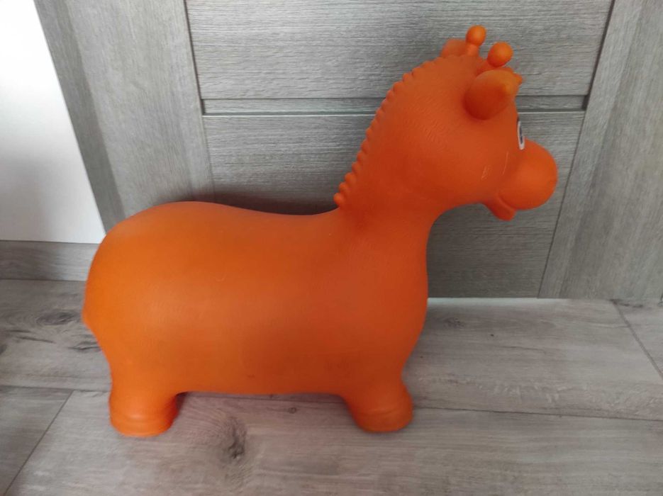 Skoczek gumowy do skakania