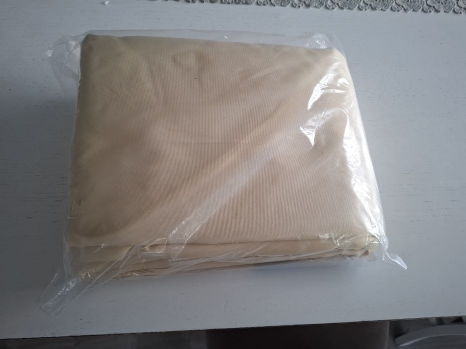 Żagiel ogrodowy przeciwsłoneczny beżowy  3x4 m. Okazja.