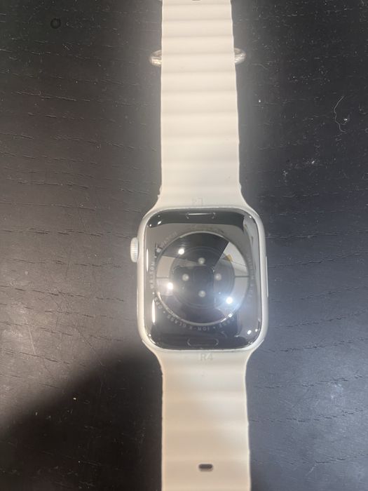 Vendo apple watch serie 8 de 45mm