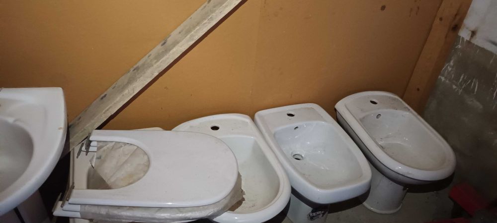 Louças casa de banho wc