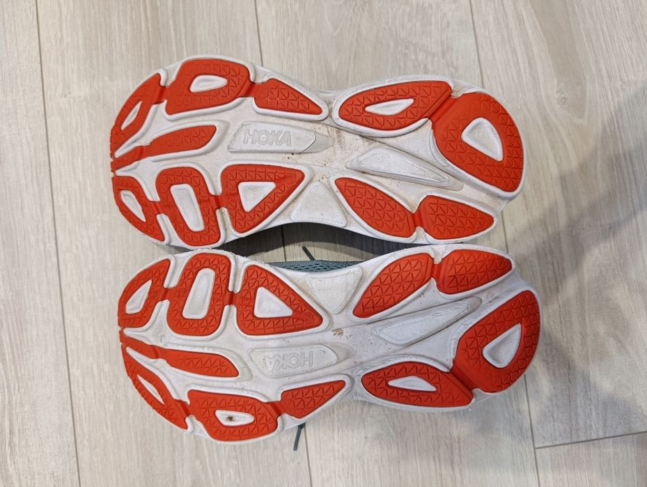 Szare buty Hoka One One M Bondi 8