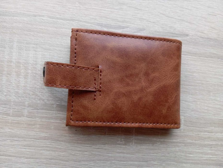 Portfel skórzany męski Emporio Armani - elegancki, promocja