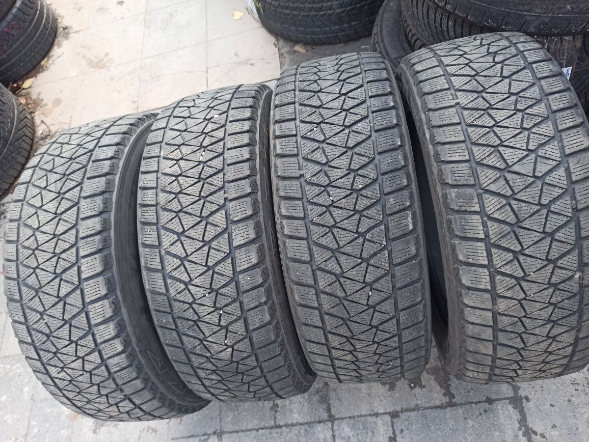 Зимняя резина 225/60 R17 Bridgestone Blizzak DM-V2: 1 600 грн ...