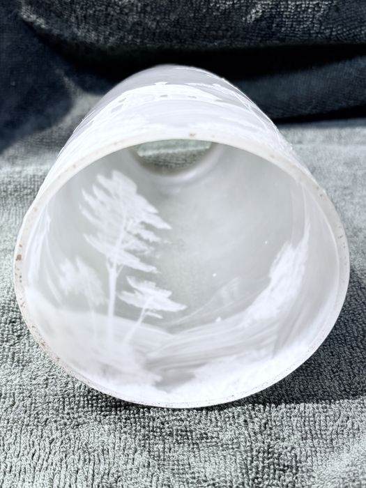 Lindo antigo vidro de candeeiro esmaltado com pintura de neve Sec. XIX