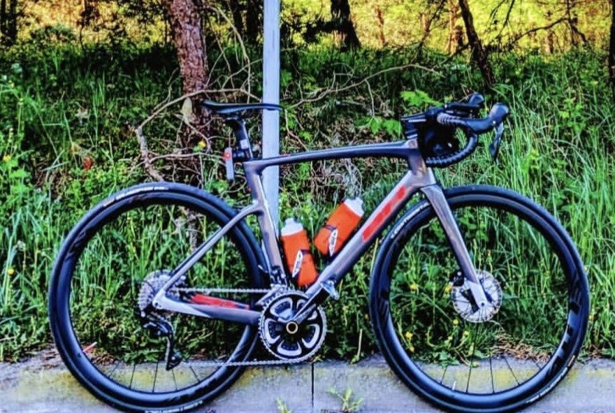 Rower szosa aero BH RS1 3.0 Shimano 105 rozmiar M