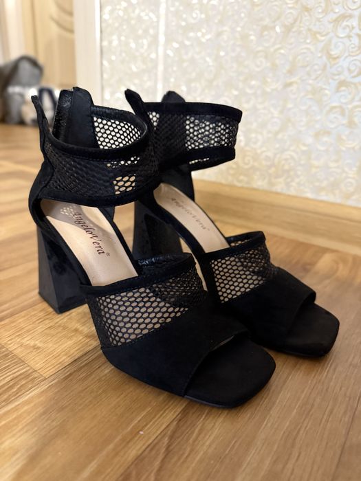 Бомоніжки замшеві