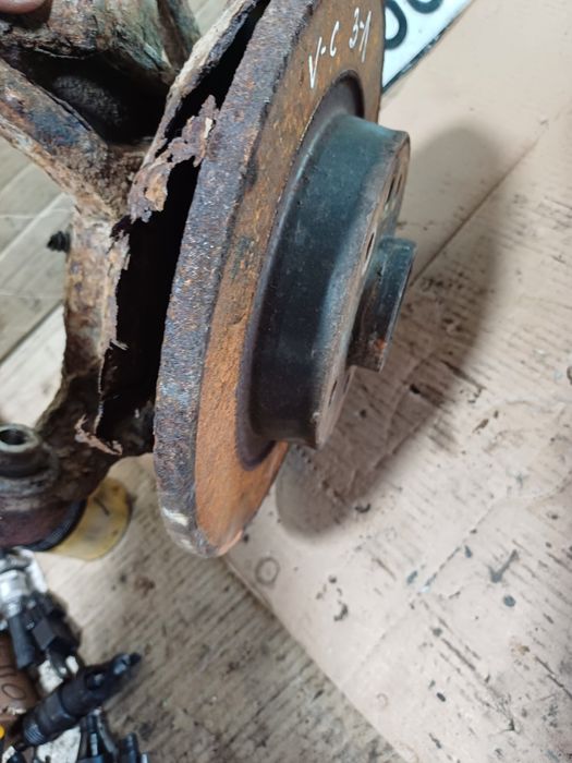 Opel Vectra C задні ступиці цапфа поворотні кулаки взборі