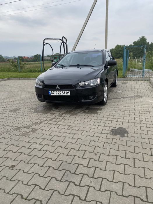 Мітцубісі лансер
