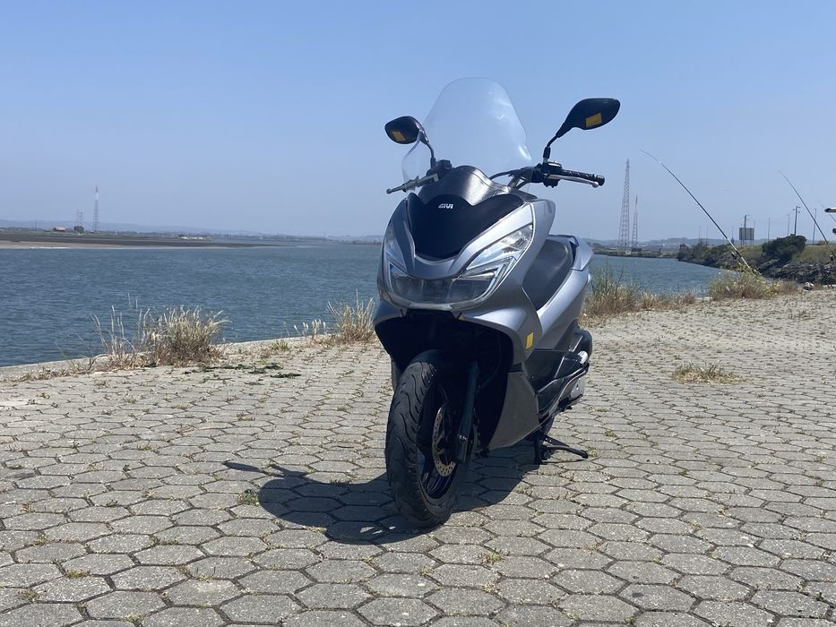 Motocicleta Honda PCX 2017