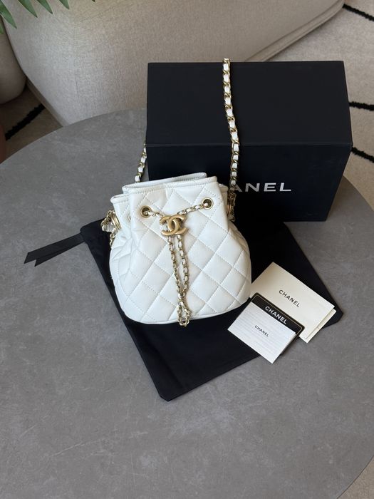 Сумка Chanel Mini Button Bucket Crossbody Bag Milk/Gold