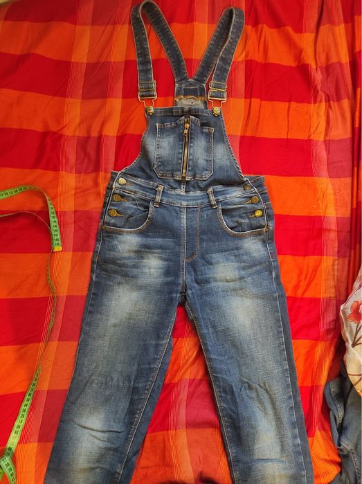 Джинсовий комбінезон