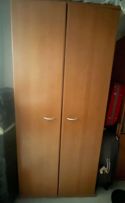 Armário em bom estado