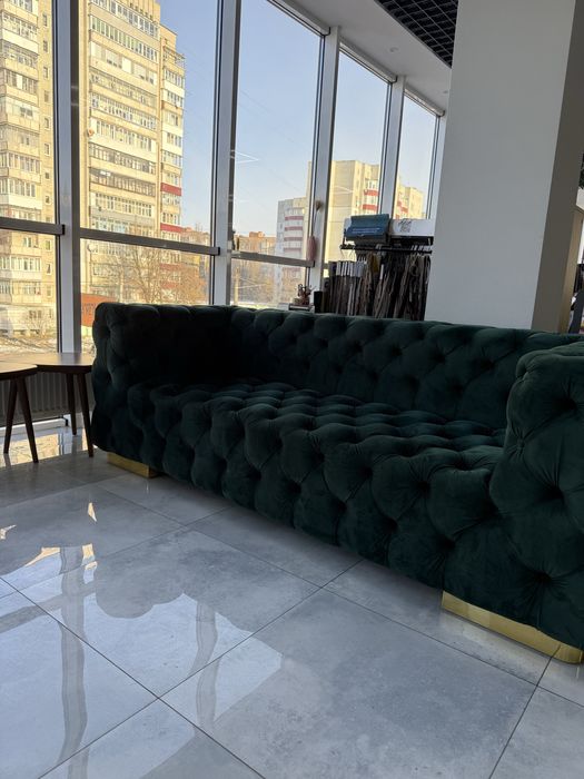 Новий дизайнерський диван Честер — розпродаж салону