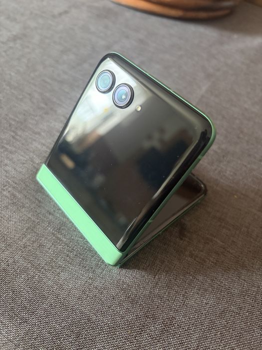 Motorola Razer 60