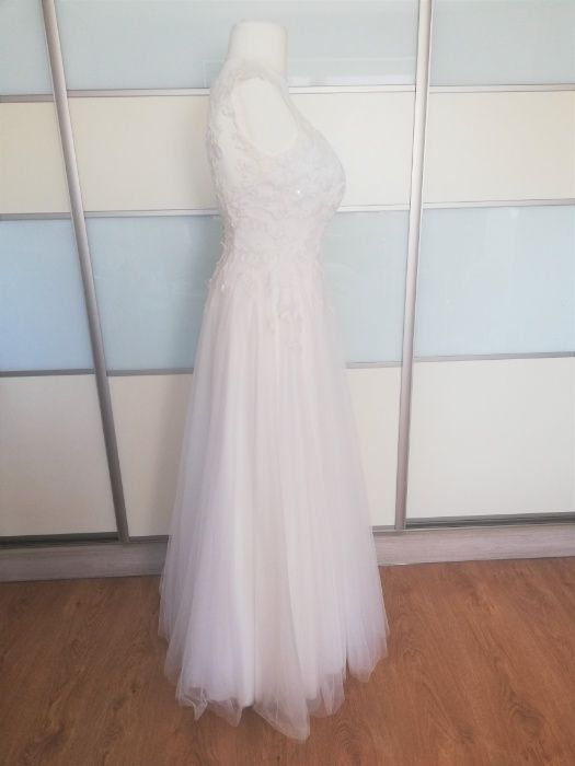 Suknia ślubna rozm. 38/40, salon Rigore