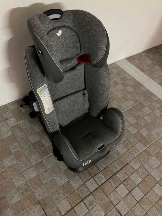 Cadeira auto com isofix - Joie every stage