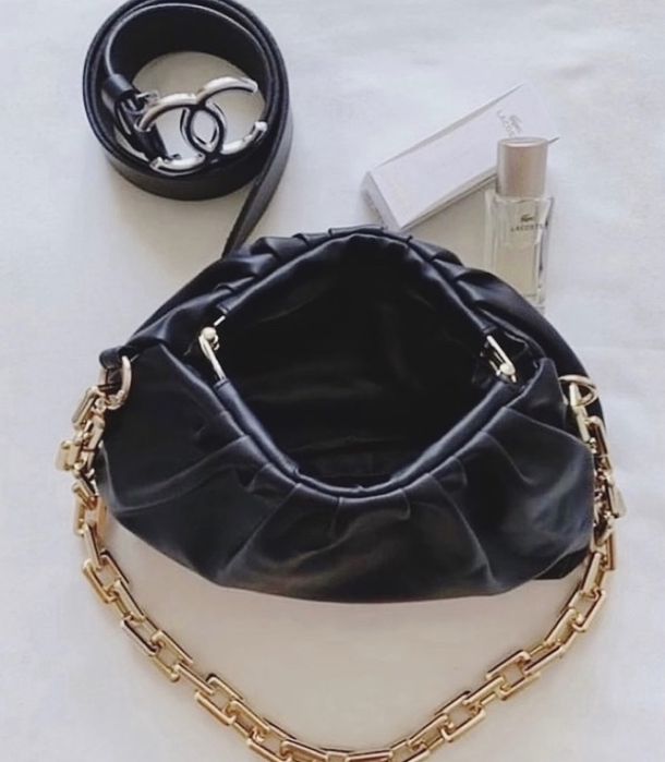 Жіноча сумочка.