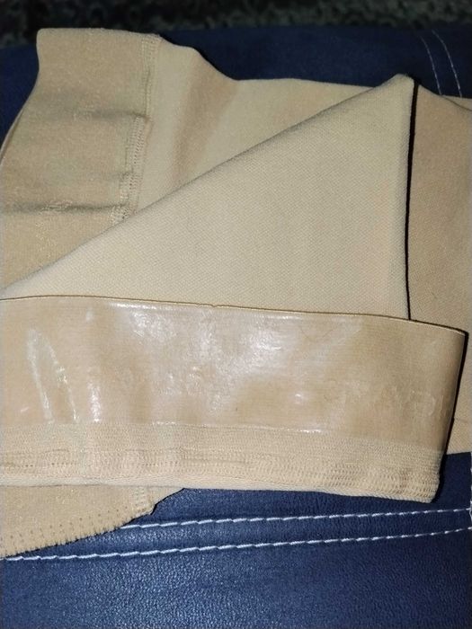 Чулки компрессионные SIGVARIS (Швейцария), размер S, компрессия 2, беж