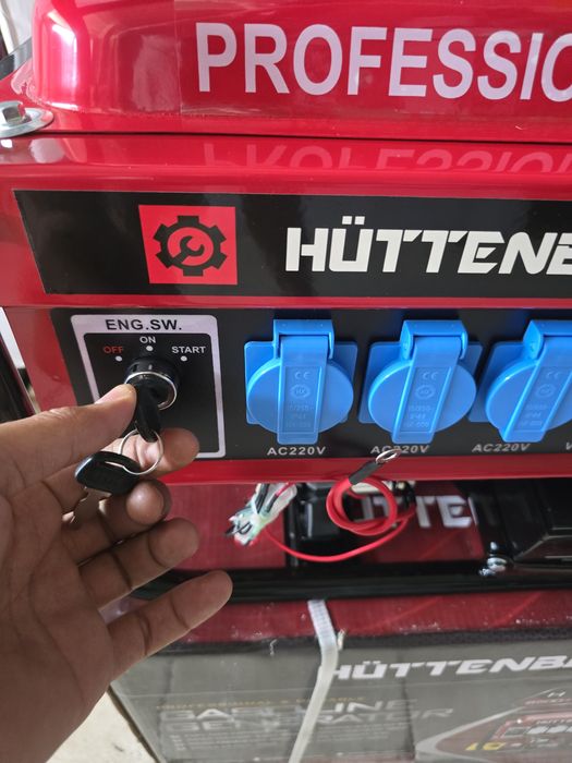 Gerador gasolina com arranque eléctrico de 8500 watts novo 

eléctrico

395 €