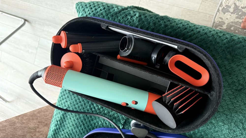 Стайлер dyson HS08
