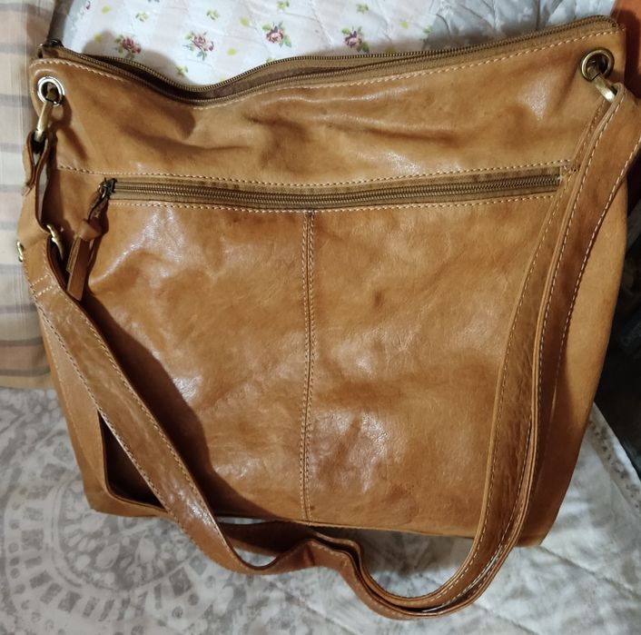 Mala pele cor bege escuro