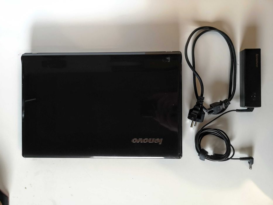 Laptop Lenovo G570 SPRAWNY bez ładowarki zadbany po serwisie