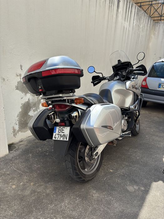 H onda Varadero 1000. Ano 2006