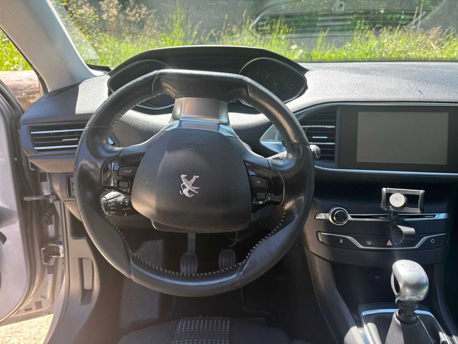Peugeout 308 2015