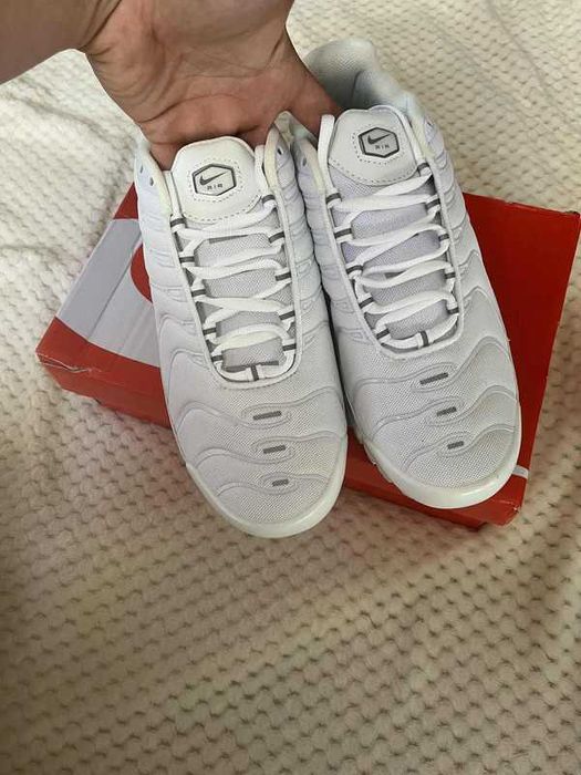 Air Max TN Plus Biały r.37,5