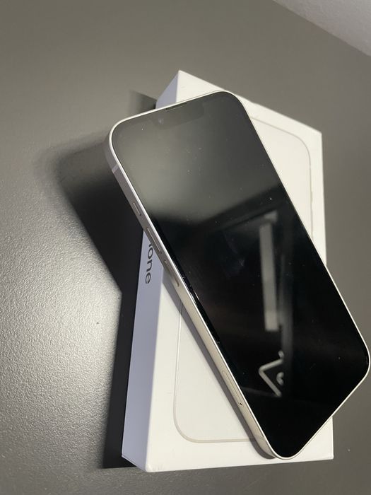 iPhone 13 128GB biały