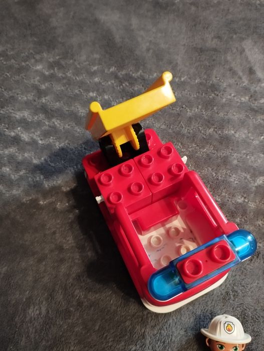 Zestaw LEGO Duplo wóz strażacki + policyjny