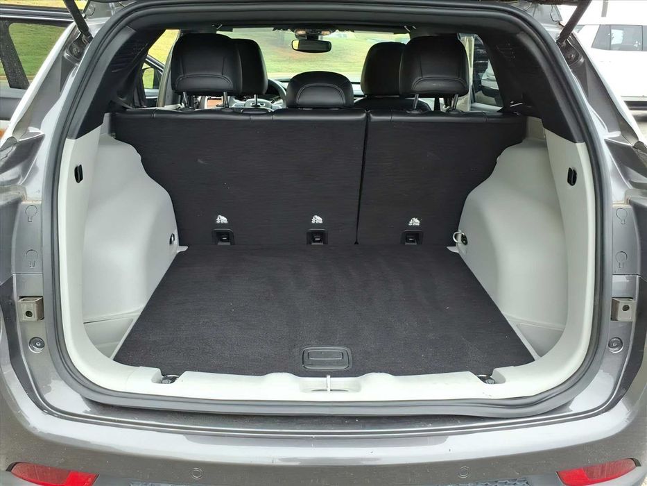 Jeep Compass      2023