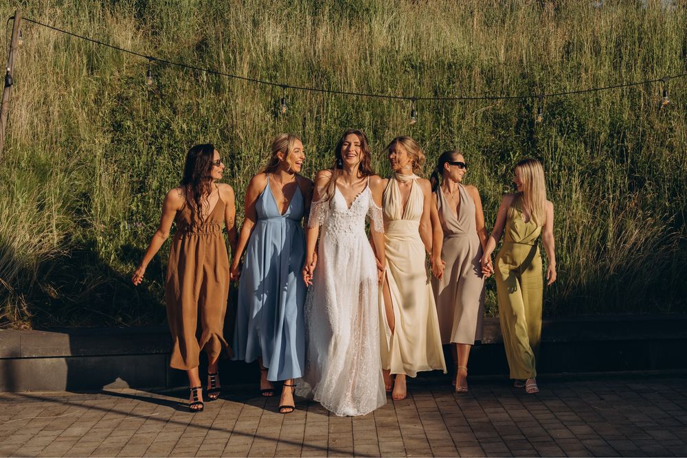 Suknia ślubna z salonu Classa z welonem