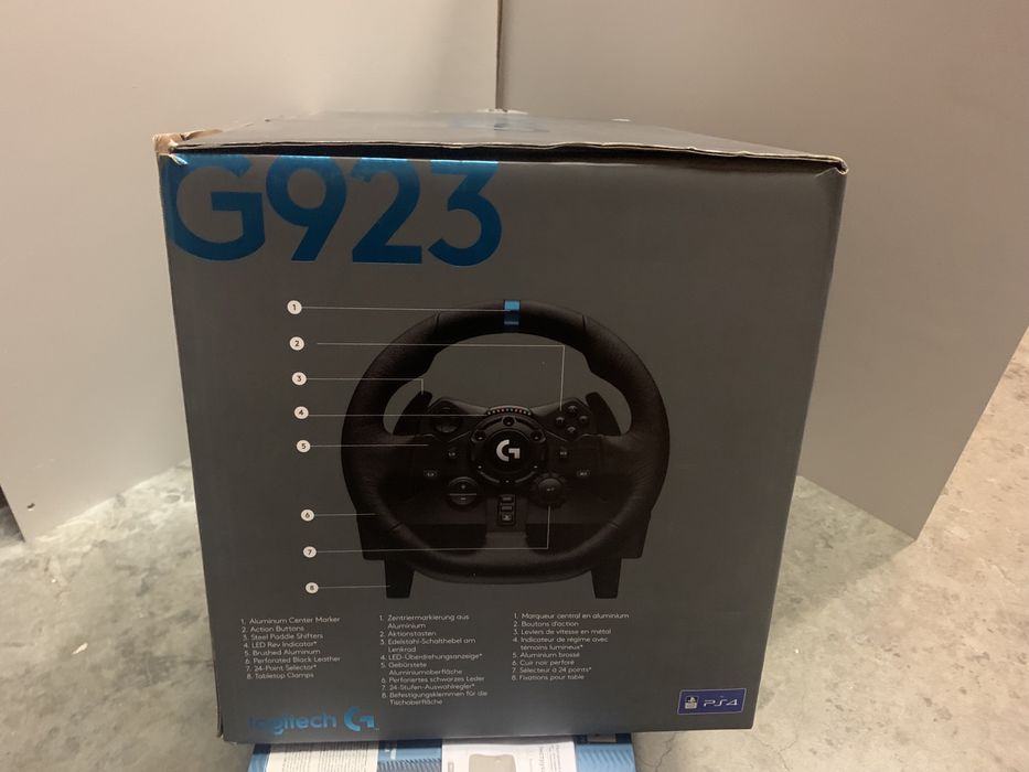 Ігрове кермо з педалями Logitech G923 Racing Wheel and Pedals