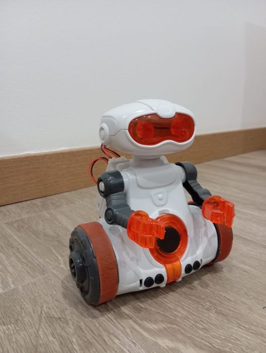 Super Mio Robot programável