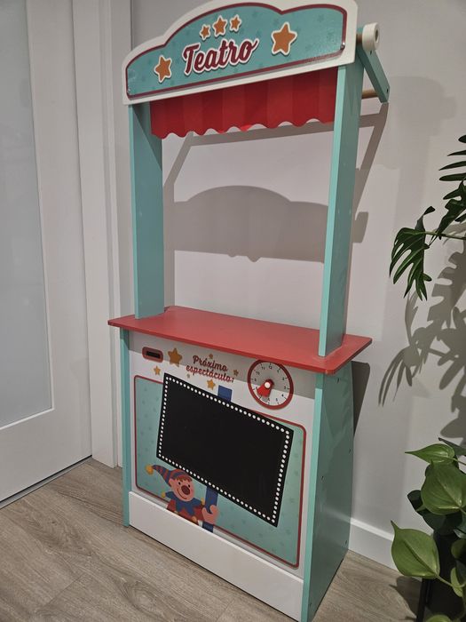 Teatro/Mercado para criancas