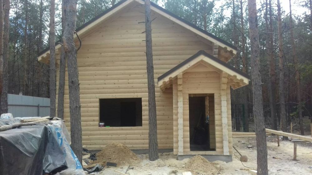 Будівництво будинків клеєного оциліндрованого профільованого бруса
