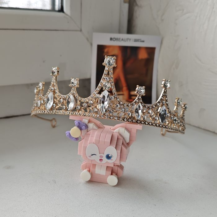 Діадема, тіара, корона, аксесуари для волосся