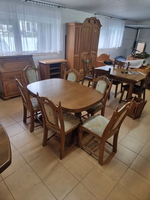 Stół owalny debowy plus 6 krzeseł komplet. Piotrówek