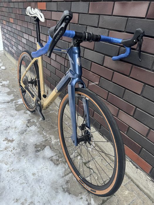 Bianchi Arcadex 2023