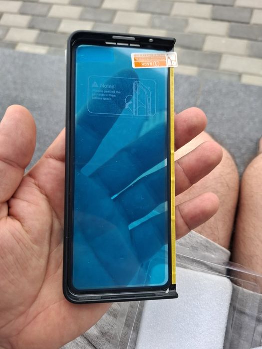 Протиударний чохол для Samsung Galaxy Z Fold 5. Аксесуар виготовлено брендом Doeshine.