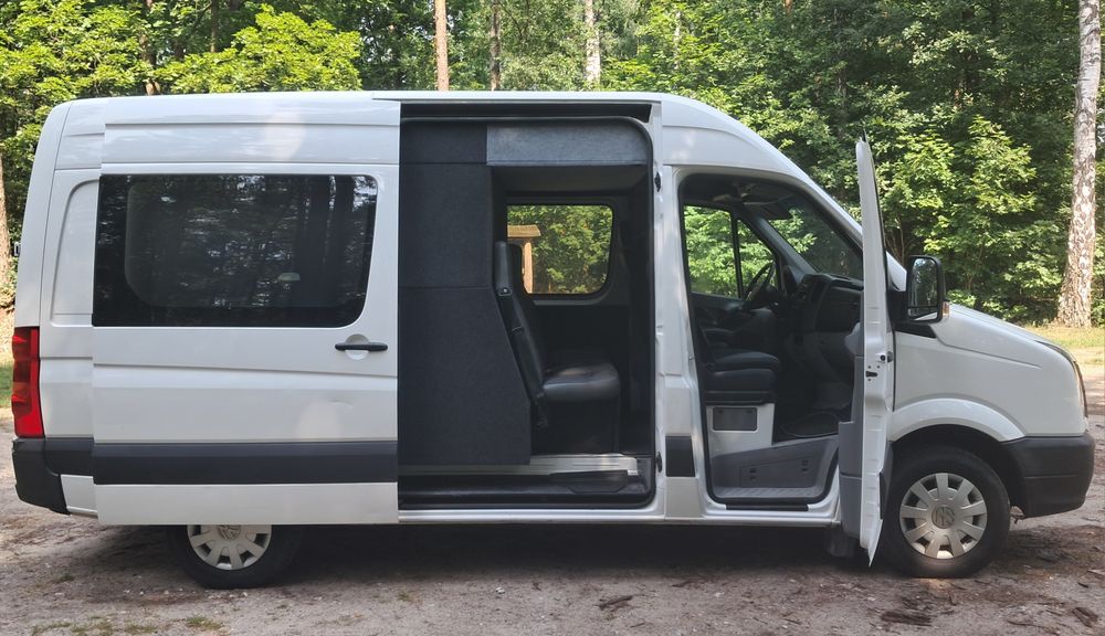Volkswagen Crafter 7 osobowy klimatyzacja