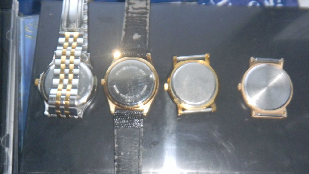 часы ЛУЧ и SECONDA кварц